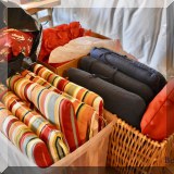 L06. Outdoor cushions. 